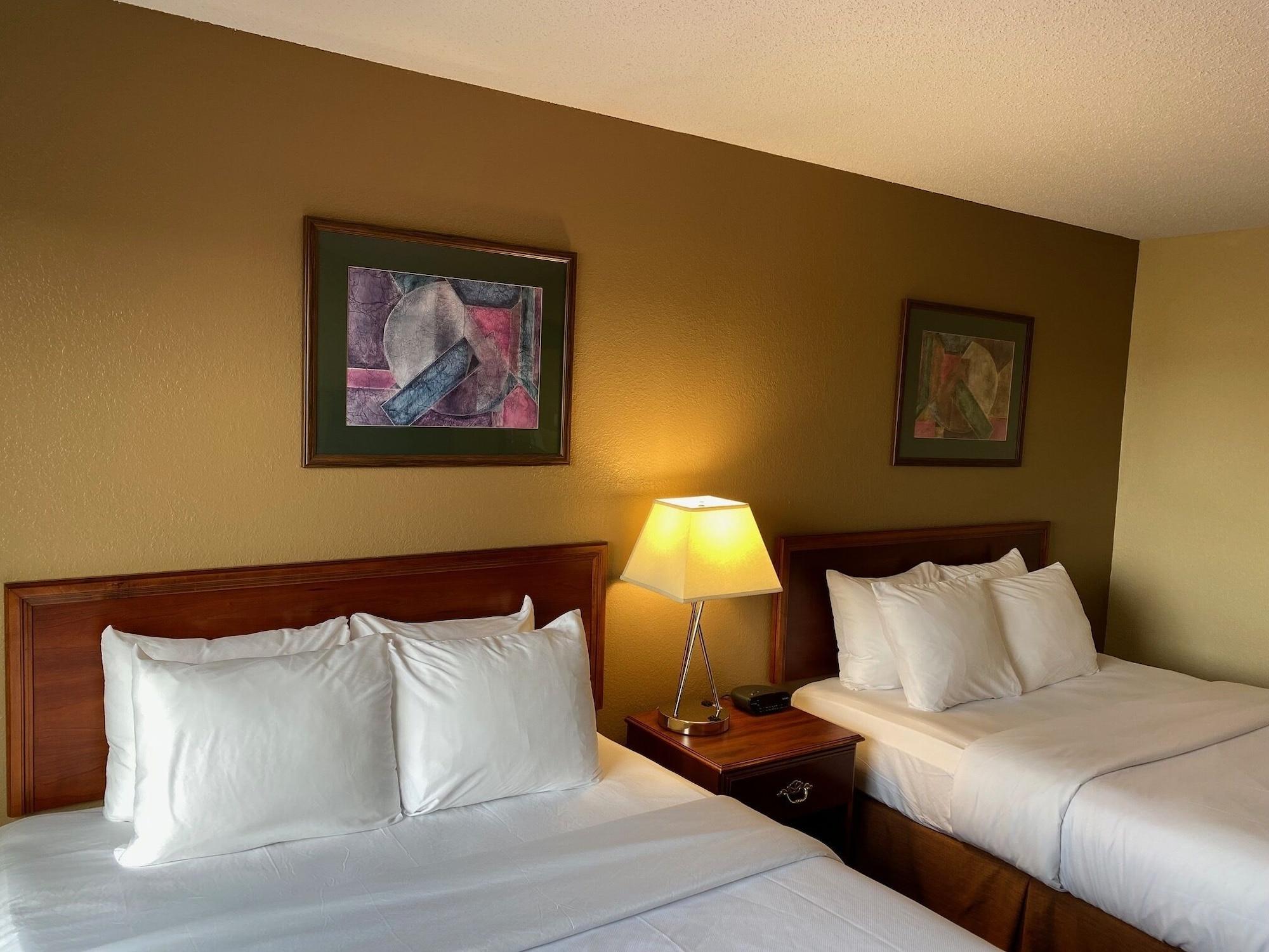 Comfort Inn & Suites At I-74 And 155 Morton Екстериор снимка